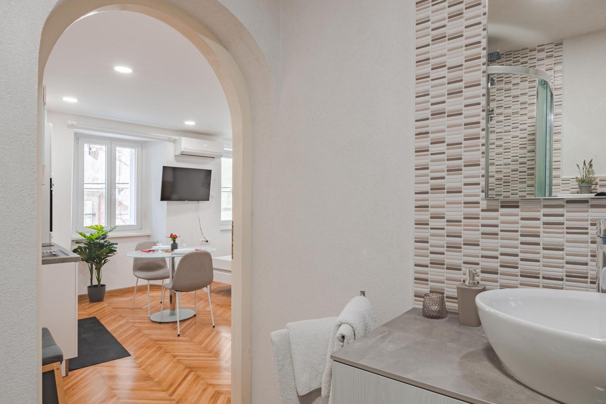 Studio Apartment In The Heart Of Magic Piran Zewnętrze zdjęcie